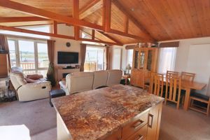 Riverside Flag Hill - click for photo gallery